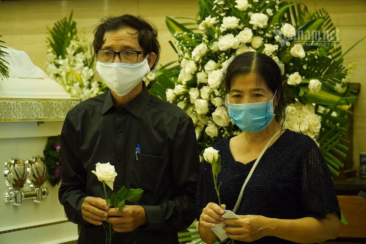 Cha mẹ của diễn viên Mai Phương.