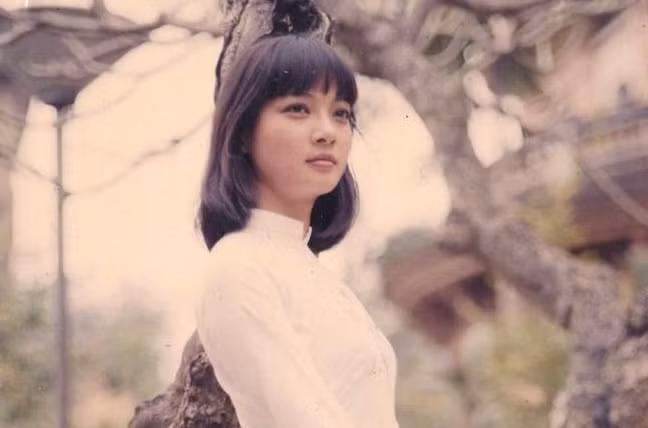 Thời thiếu nữ xinh đẹp của NSND Lê Khanh.