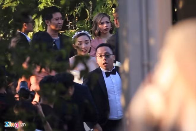 Toc Tien de lo nhan cuoi don gian sau dam cuoi voi Hoang Touliver-Hinh-3