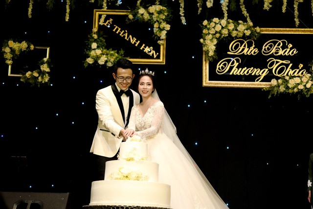 Tháng 4/2018, MC Đức Bảo tổ chức đám cưới với BTV Phương Thảo trong ban Thời sự Quốc tế của kênh Truyền hình Quốc hội. Cả hai gặp nhau tình cờ trong một sự kiện đúng một năm trước khi trở thành vợ chồng. Tiệc cưới quy tụ dàn MC của VTV tới chúc mừng.