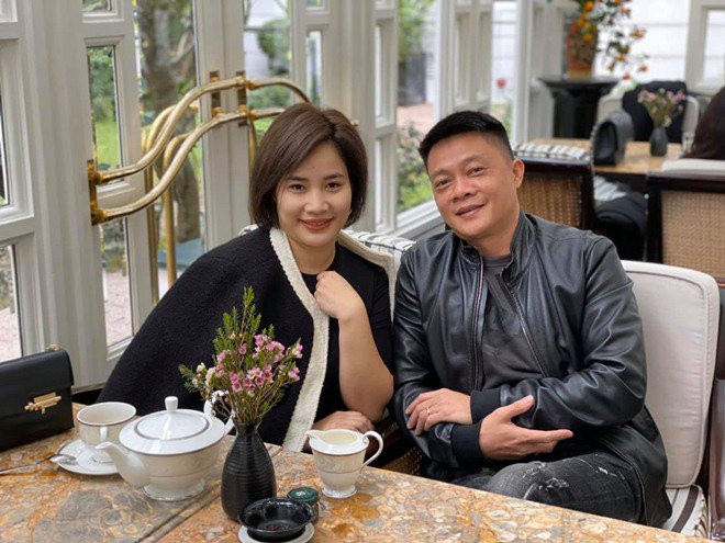 MC Quang Minh có thời gian dẫn sóng “Chúng tôi là chiến sĩ” cùng MC Hoàng Linh vào khoảng năm 2011 đến năm 2014. Anh là gương mặt quen thuộc của đài truyền hình, hiện làm công tác quản lý. Các chương trình anh từng dẫn như Bữa trưa vui vẻ, Đối mặt, Trẻ em luôn đúng… Quang Minh là người cởi mở, hòa đồng trong đời thường. Anh thường được đồng nghiệp gọi vui là ông bố đông con nhất VTV. Gia đình anh có 4 quý tử, đặt biệt danh là Heo, Sóc, Gấu, Voi. Bà xã anh làm kinh doanh.