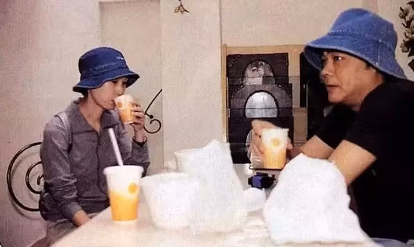 Sau khi bộ phim hoàn thành, Lưu Thanh Vân bỗng cảm thấy mình trống rỗng trong lòng. Anh hẹn Quách Ái Minh ra nói chuyện, tuy nhiên yêu cầu cô đến đón mình vì nam diễn viên không có xe: "Khi đó tôi tưởng anh ấy khó khăn nên cần gặp tôi vay tiền".