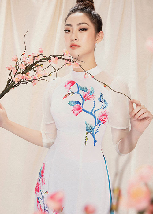 Trở về từ Miss World, cô đảm nhận vai trò đại sứ hình ảnh cho Festival Hoa Đà Lạt 2019.