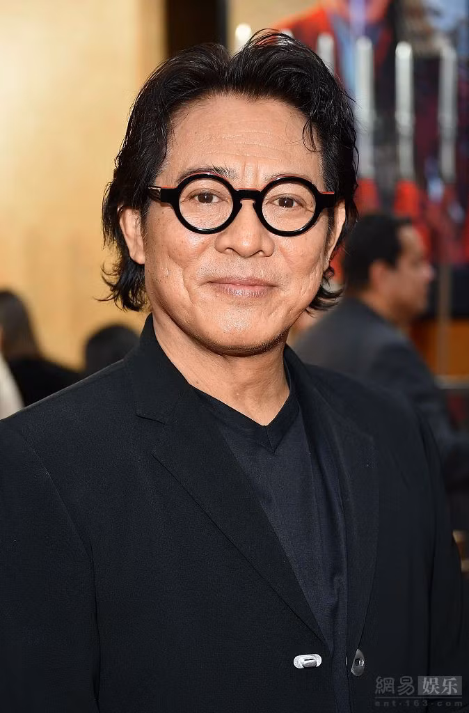 Lý Liên Kiệt xuất hiện trong buổi ra mắt. Theo tiết lộ của nhà sản xuất, vai diễn Hoàng đế của ông có nhiều đất diễn hơn so với bản hoạt hình. Lý Liên Kiệt vốn không có sức khỏe tốt. Ông nhận vai diễn theo yêu cầu của con gái.