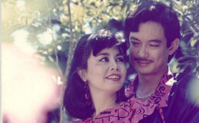 Đẹp trai, lãng tử lại tài hoa, Chánh Tín khiến nhiều cô gái si mê là điều dễ hiểu. Ngay cả cô gái thuộc hạng tiểu thư nhà giàu như Bích Trâm cũng xiêu lòng trước Chánh Tín.