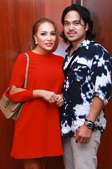 Đầu 2019, Thanh Hà và bạn trai đã đính hôn sau nhiều năm yêu.