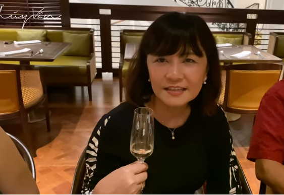 Me chong tuong lai noi ho chuyen A hau Thuy Van mang thai?-Hinh-2