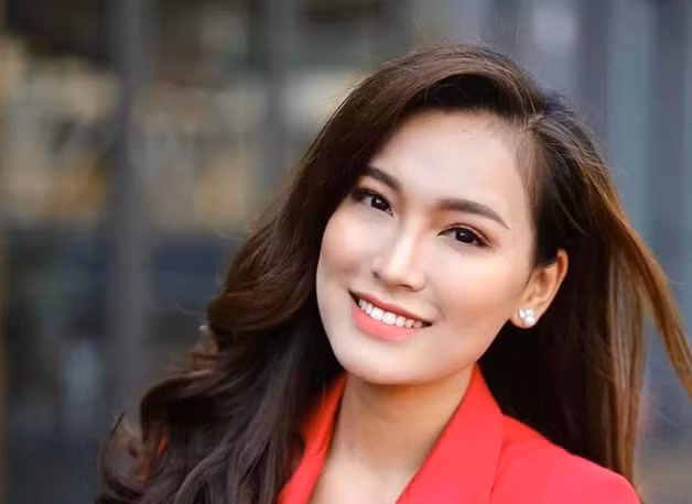 Linh Thủy là cựu sinh viên của trường Đại học Ngoại Thương, cái nôi đào tạo nhiều PV - BTV truyền hình nổi tiếng.