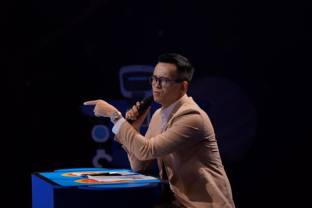 MC Đức Bảo tham gia dẫn một chương trình mới của Đài Truyền hình Việt Nam. Anh tiết lộ đây là chương trình tiếng Anh đáng mong đợi dành cho trẻ nhỏ.