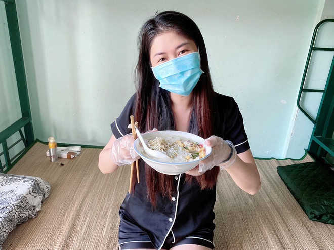 Đến ngày 25/4, Thủy Anh và mẹ may mắn mua được vé máy bay về Việt Nam. Cô gọi đây là "cuộc giải cứu hạnh phúc". Sau đó, vợ Đăng Khôi và mẹ trở về Việt Nam an toàn, được đưa đi cách ly tại Cần Thơ. Thủy Anh nói chưa bao giờ ước được cách ly như lúc này. Cô khẳng định dù cách ly ở Cần Thơ, Cần Giờ, Củ Chi hay bất cứ đâu, đều là quê hương mình và cô đều không ngại.