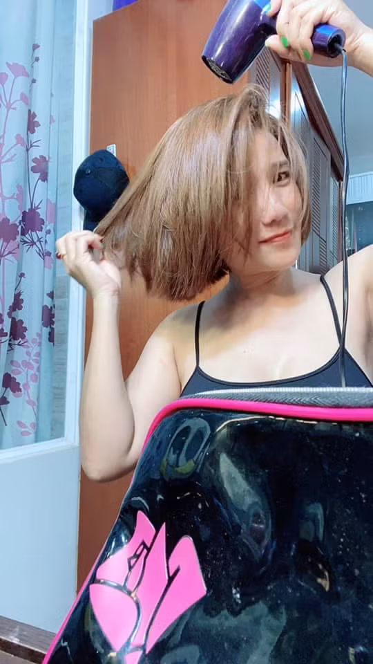 Cách đây ít ngày, Cát Tường cho biết dù bốn mươi mấy tuổi rồi nhưng cô vẫn khao khát lấy chồng.