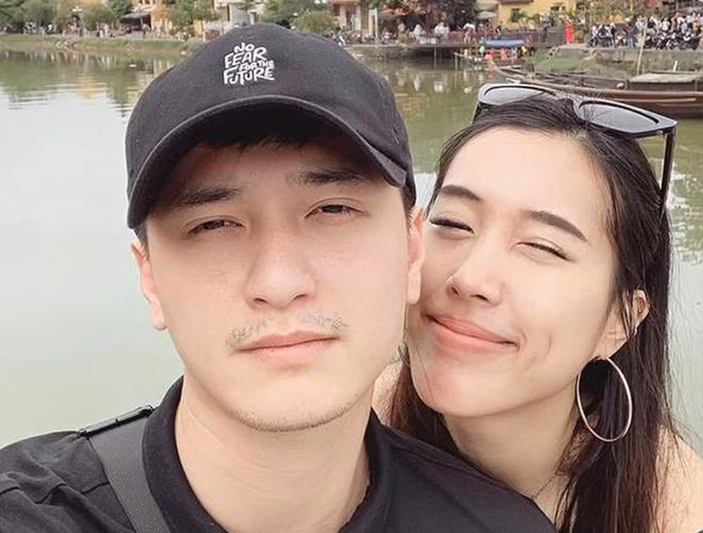 Trong khoảng 2 năm yêu xa có nhiều kỷ niệm, cặp đôi quyết định dừng lại và chọn cho mình những lối đi riêng.