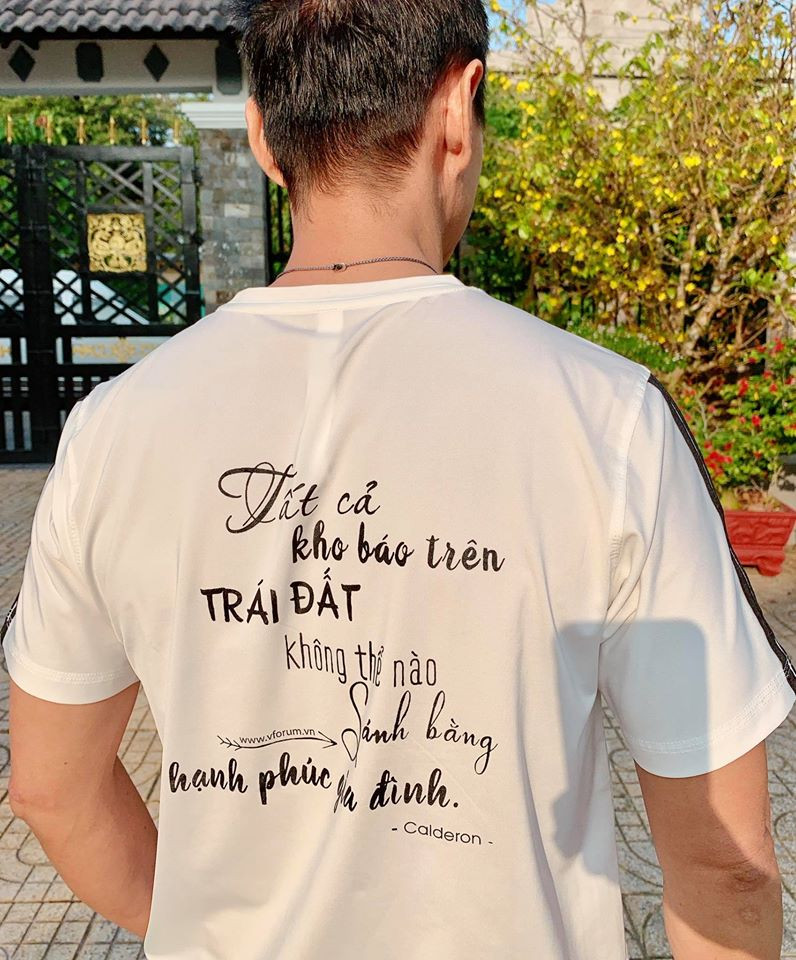 Đây cũng là dòng chữ đạo diễn Lý Hải tâm đắc, không có gì quý giá bằng tình cảm gia đình.