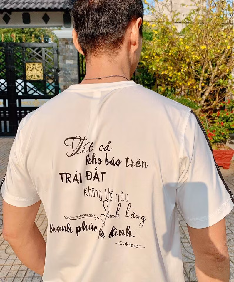 Đây cũng là dòng chữ đạo diễn Lý Hải tâm đắc, không có gì quý giá bằng tình cảm gia đình.