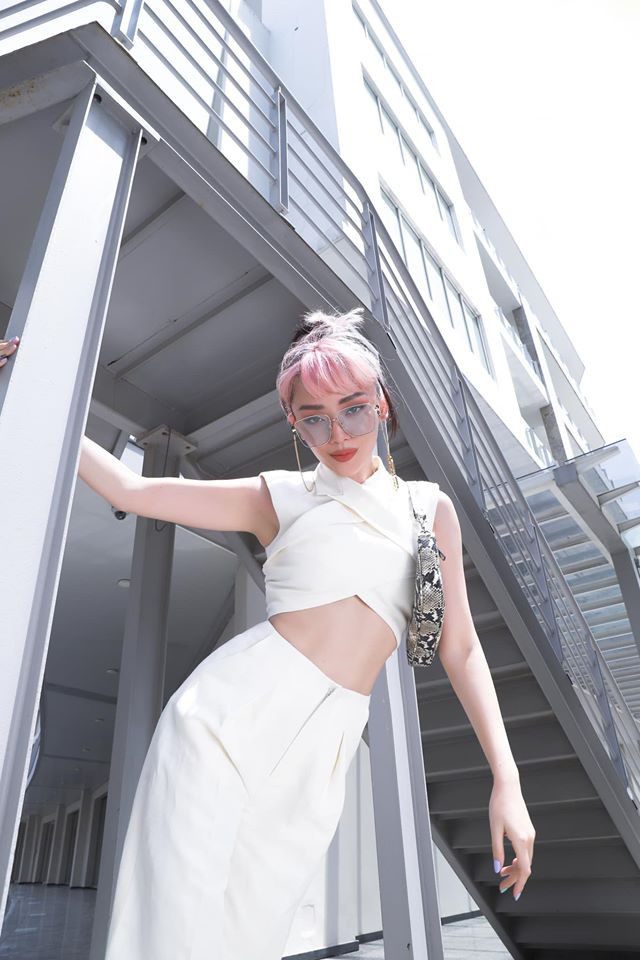 Toc Tien noi mot cau cuc ba dao dap tan tin don mang thai-Hinh-2