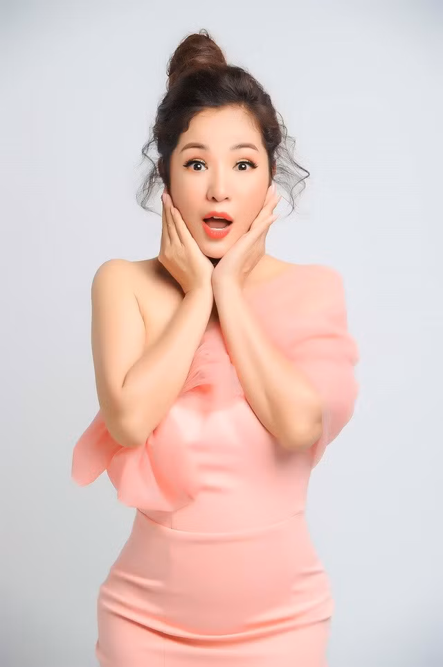 Thuy Nga hoang mang vi “nham” ket qua nhiem COVID-19-Hinh-2