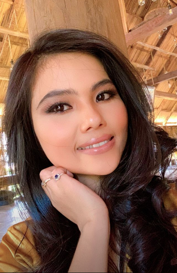 Em gái nàng hậu tên là H’Min Niê, sinh năm 1995 và là con thứ 4 trong gia đình.