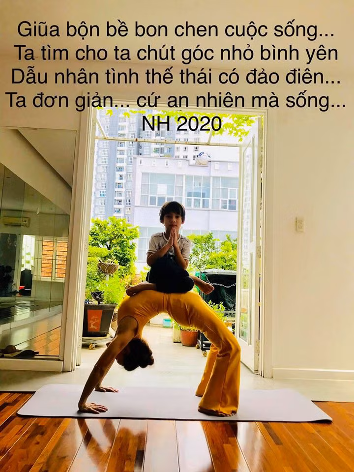 Cuộc sống vui vẻ, thoải mái làm đều mình thích của mẹ đẻ Hồ Ngọc Hà. Xem video "Bị đồn ế show, hết thời Hồ Ngọc Hà nói gì?". Nguồn VTC14: