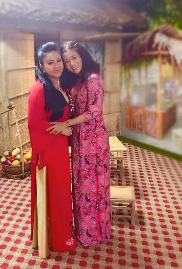 Xem video "Ước nguyện giản dị của Mai Phương trước khi qua đời". Nguồn VTC: