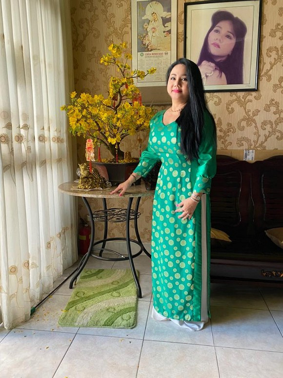 Ngọc Ánh cũng là bảo chứng cho rất nhiều Trung tâm Băng đĩa nhạc đình đám một thời như Bến Thành, Thất Sơn, Sài Gòn Audio, Hãng phim Trẻ, Phương Nam Film...