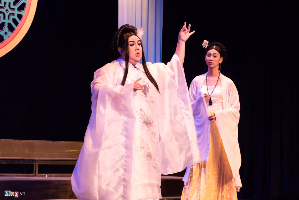 Trong đó, từ mùng Một đến mùng 6 Tết, mỗi ngày sân khấu sẽ diễn 3 suất.