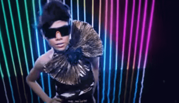 Hồ Ngọc Hà ngày xưa xương xẩu và vòng một lép kẹp.