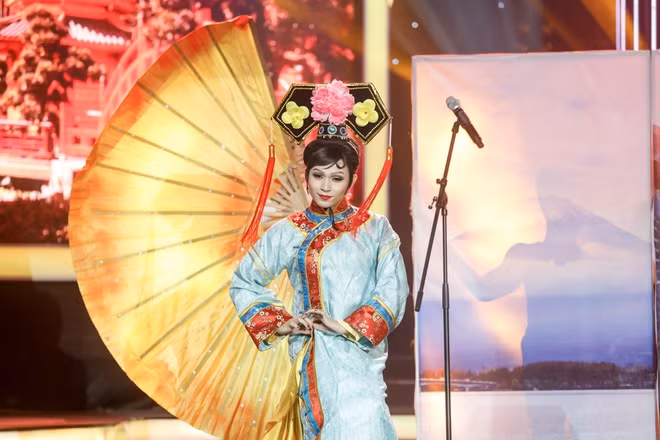 Jun Phạm đăng quang Gương mặt thân quen năm 2017. Cựu thành viên nhóm 365 không chỉ hát, anh còn diễn xuất tốt. Bước ra khỏi cuộc thi, anh tham gia một số phim điện ảnh như Dạ cổ hoài lang, Tháng năm rực rỡ. Bên cạnh đó, học trò của Ngô Thanh Vân cũng có những bài hát được yêu thích như Tân thời, Hai bàn tay.