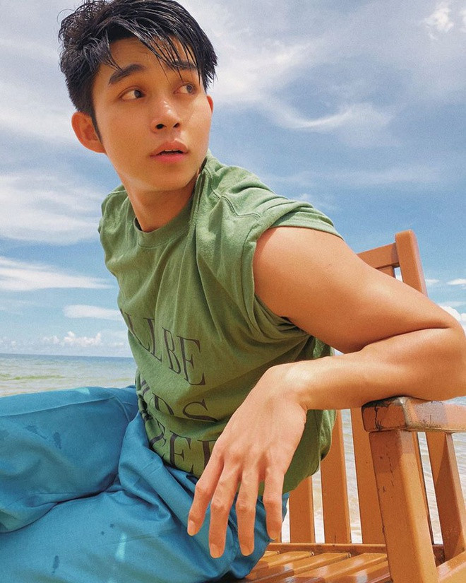 Ở tuổi 30, Jun Phạm cho biết anh sống cuộc sống của người độc thân, gần như tự làm mọi chuyện trong căn nhà của mình. Anh cảm thấy bản thân tự do, tự chủ. Hơn cả, anh thực hiện những điều mình thích mà không phải quá lo lắng sự phán xét của ai.