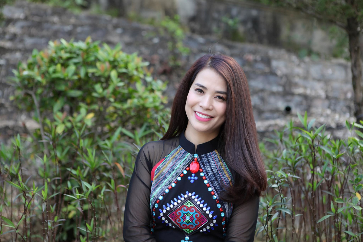  Bạn gái Chí Trung sở hữu nhan sắc xinh đẹp dù đã bước sang tuổi 42.