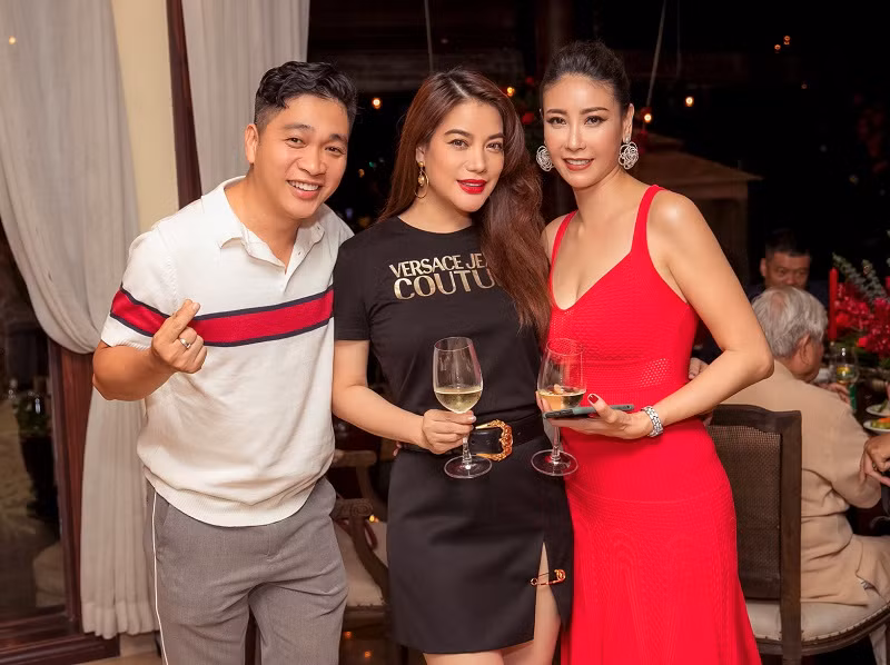 Diễn viên Trương Ngọc Ánh là bạn bè thân thiết của Hà Kiều Anh.