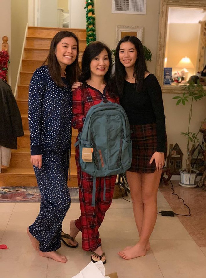 Minh Châu vừa tốt nghiệp phổ thông tại một trường ở California (Mỹ).