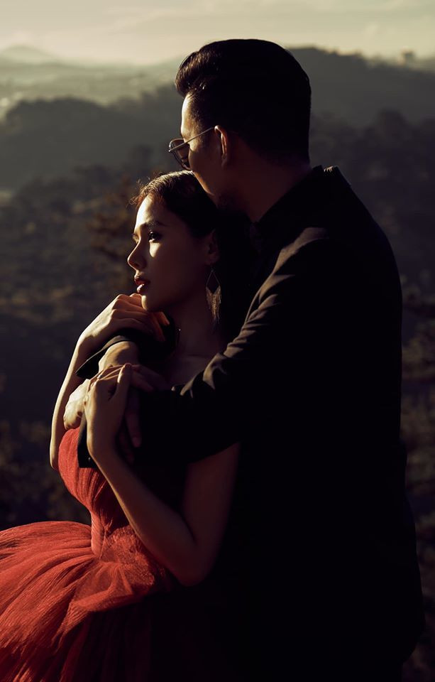 4 ngày sau lễ cưới xa hoa, Phanh Lee tung ảnh cưới đẹp như mơ mà cô giấu kín lâu nay.