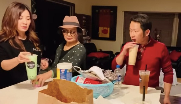 Bang Kieu o nha tranh dich cung vo cu Trizzie Phuong Trinh va 3 con trai