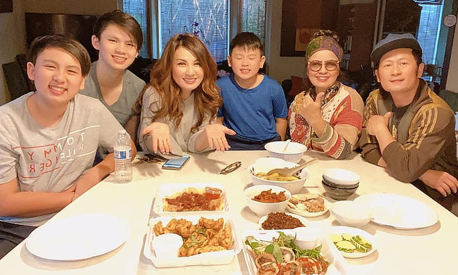 Bang Kieu o nha tranh dich cung vo cu Trizzie Phuong Trinh va 3 con trai-Hinh-2