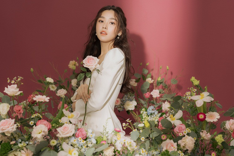 Bên cạnh những hoạt động giải trí, Tường San tích cực tham gia các hoạt động thiện nguyện.