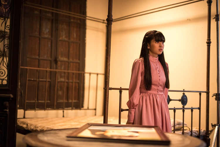 Khanh Van “Mat biec” bat ngo xuat hien trong MV cua Dam Vinh Hung-Hinh-3