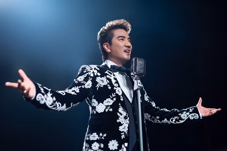 Khanh Van “Mat biec” bat ngo xuat hien trong MV cua Dam Vinh Hung