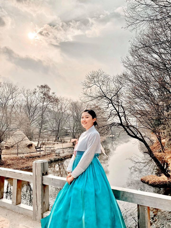 Web-drama "Bố già" của Trấn Thành có sự tham gia của các diễn viên: nghệ sĩ Ngọc Giàu, Lê Giang, Anh Đức, Lê Quốc Nam, Uyển Ân, Lâm Vỹ Dạ....