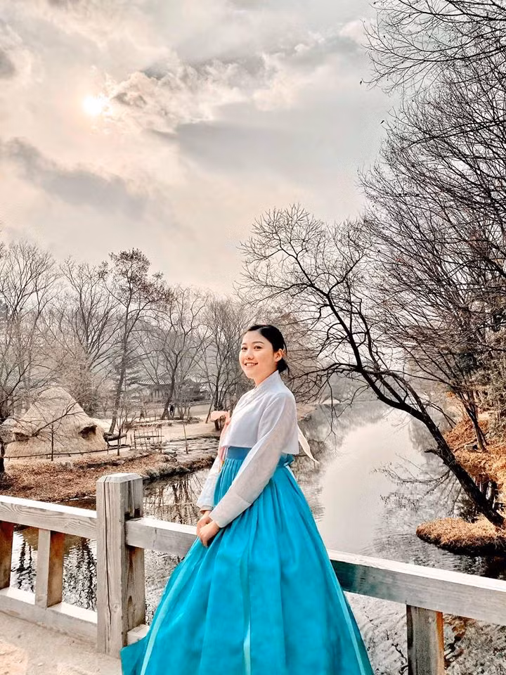 Web-drama "Bố già" của Trấn Thành có sự tham gia của các diễn viên: nghệ sĩ Ngọc Giàu, Lê Giang, Anh Đức, Lê Quốc Nam, Uyển Ân, Lâm Vỹ Dạ....