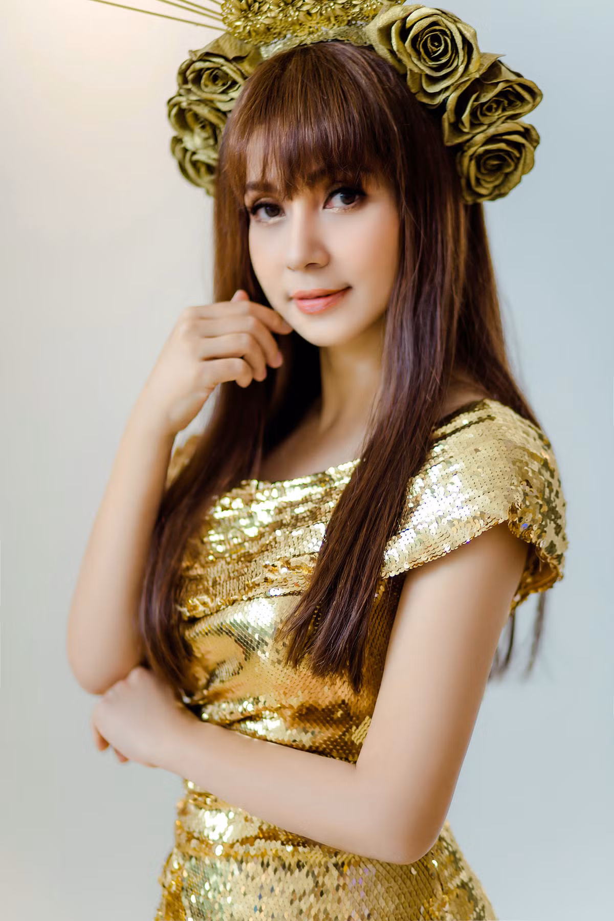 Nét đẹp vượt thời gian của Việt Trinh khiến cho nhiều cô gái trẻ cũng phải ghen tị.