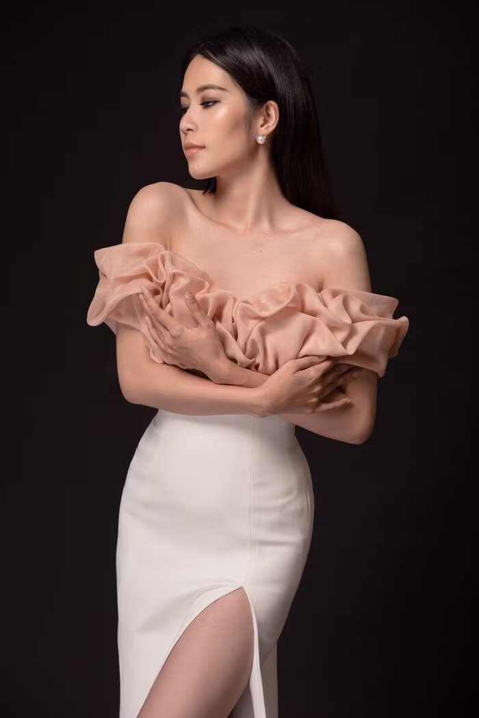 May mắn cô được các chuyên gia tâm lý, bác sĩ tâm lý hết lòng quan tâm và giúp đỡ, chữa bệnh cho cô khi tinh thần không ổn định.