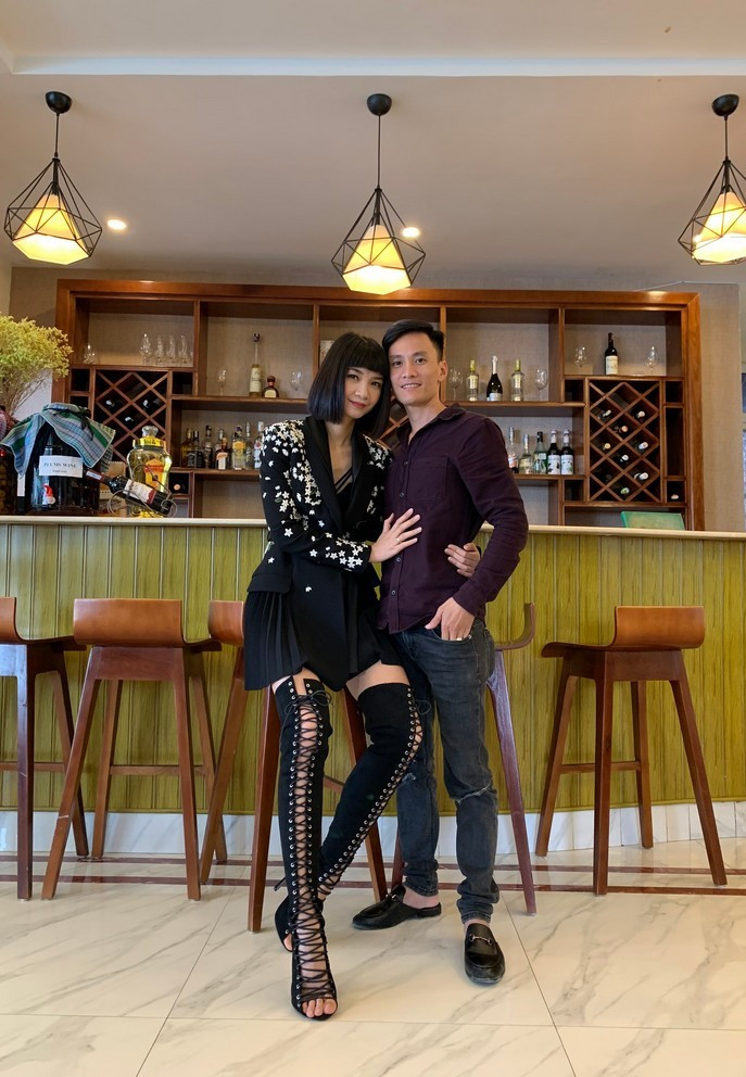 Khác với nhiều chân dài Việt trong showbiz, Hạ Vy chọn chồng không bởi sự giàu có hay địa vị.