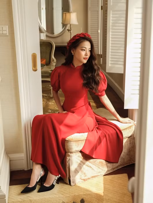 Tết cũng là khoảng thời gian để tất cả mọi người có thời gian để dành cho gia đình. Hoa hậu Phương Khánh chia sẻ, điều mà cô chuẩn bị đầu tiên là tinh thần ăn uống vì có những món ăn mình không thể ăn vào những ngày thường mà đặc biệt hơn còn được ăn với gia đình.