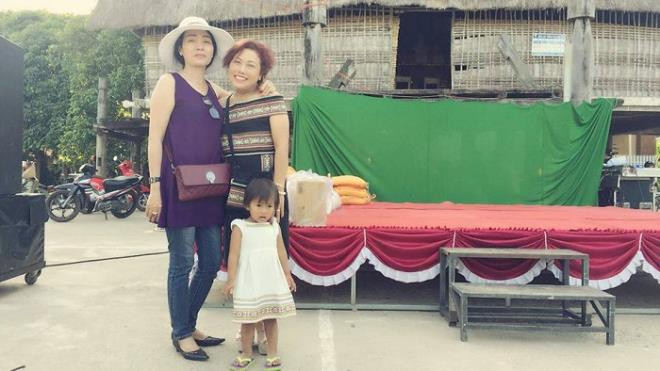 Nữ ca sĩ tìm được sự bình yên trong cuộc sống ở quê nhà.