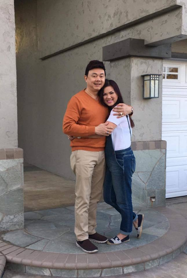 Cả hai cũng có những lần ghen tuông nhưng đều vượt qua được hết và sống hạnh phúc cho đến bây giờ. Đó là điều hiếm có không phải cặp đôi nào cũng làm được.