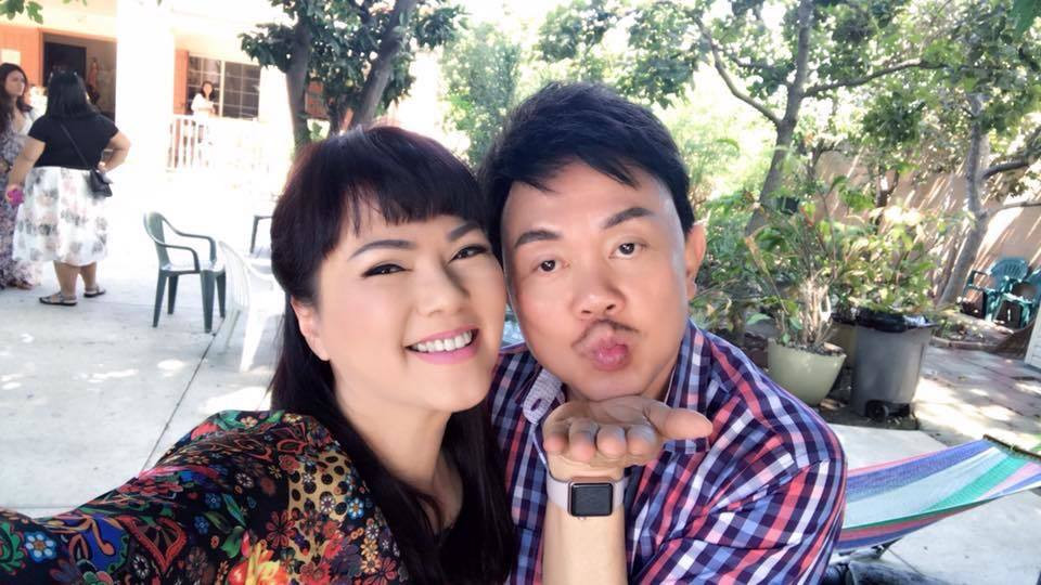 Cặp đôi nhí nhảnh khiến người hâm mộ yêu thích.