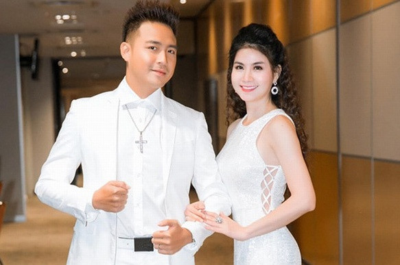 Thanh Duy nga cau thang, bi dut day chang dau goi phai phau thuat-Hinh-2