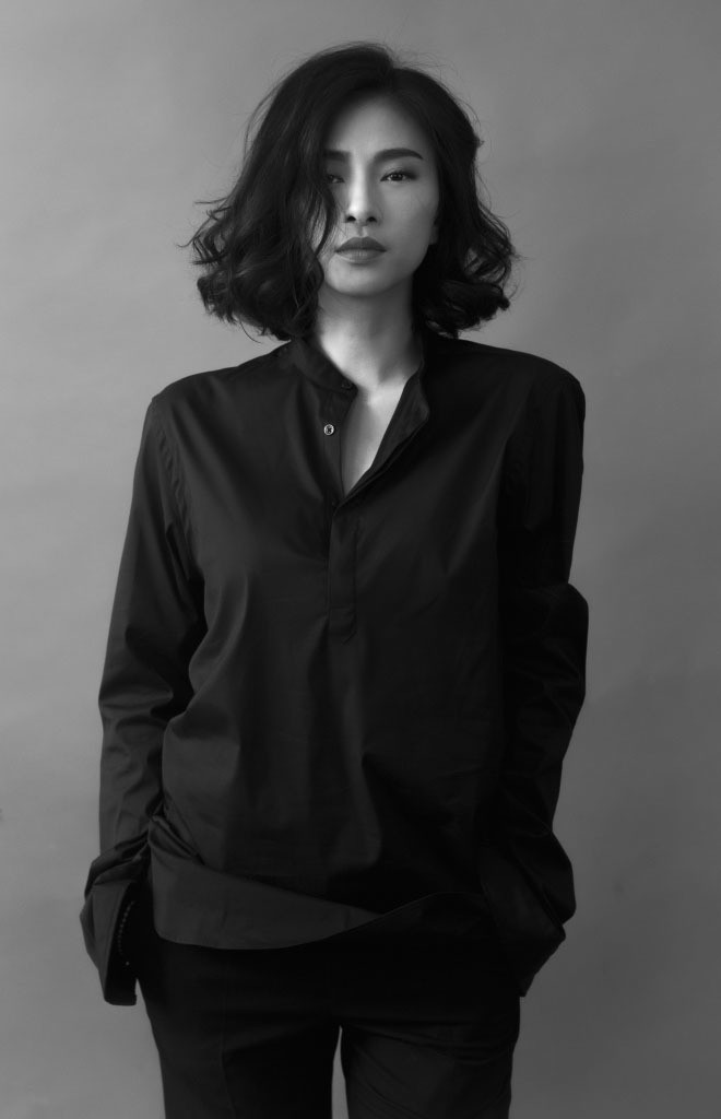 Có thể thấy ở diễn viên Ngô Thanh Vân là một người phụ nữ hội tụ đủ những yếu tố xinh đẹp, thông minh và vô cùng tài giỏi. Tuy nhiên điều mà mỹ nhân sinh năm 1979 đến nay vẫn thiếu chỉ là một người đàn ông bên cạnh sớm hôm. Không ít khán giả trung thành cũng phải giục giã cô mau mau lấy chồng để được chúc mừng cho người đẹp.