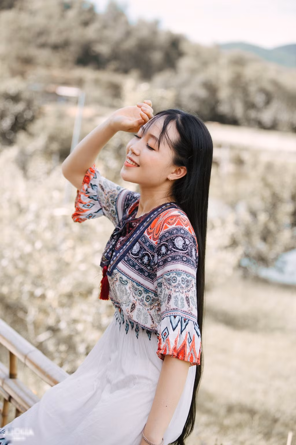 Thu Trà có chiều cao 1,75 m cùng số đo ba vòng 85-61-90. Từ khi ngồi ghế nhà trường, cô luôn là thành viên nữ cao nổi bật trong lớp. Cách đây khoảng hai năm, Thu Trà từng tham gia cuộc thi Thanh niên thanh lịch của huyện Đô Lương.