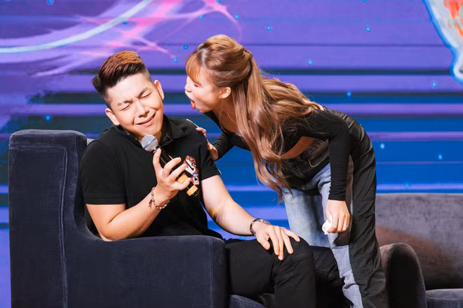 Khoi My - Kelvin Khanh tuyen bo soc khong sinh con, song vay den gia-Hinh-2